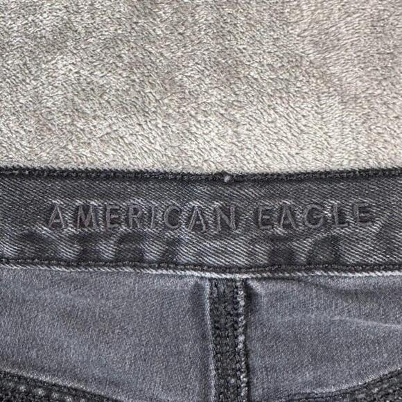 American Eagle Jeans Womens 12 Relaxed Mom Distressed Holes Baggy Motherhood - Picture 6 of 13